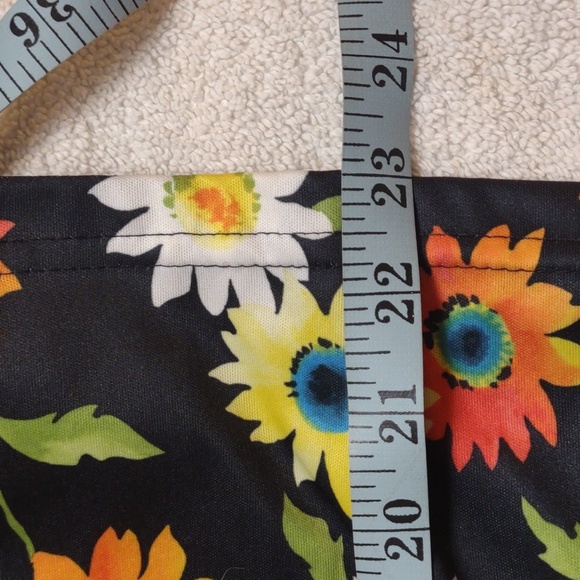 Vintage 70's Black w/Daisies Short Sleeved Button Up Blouse -Modern Edge Sz LG - Picture 14 of 16